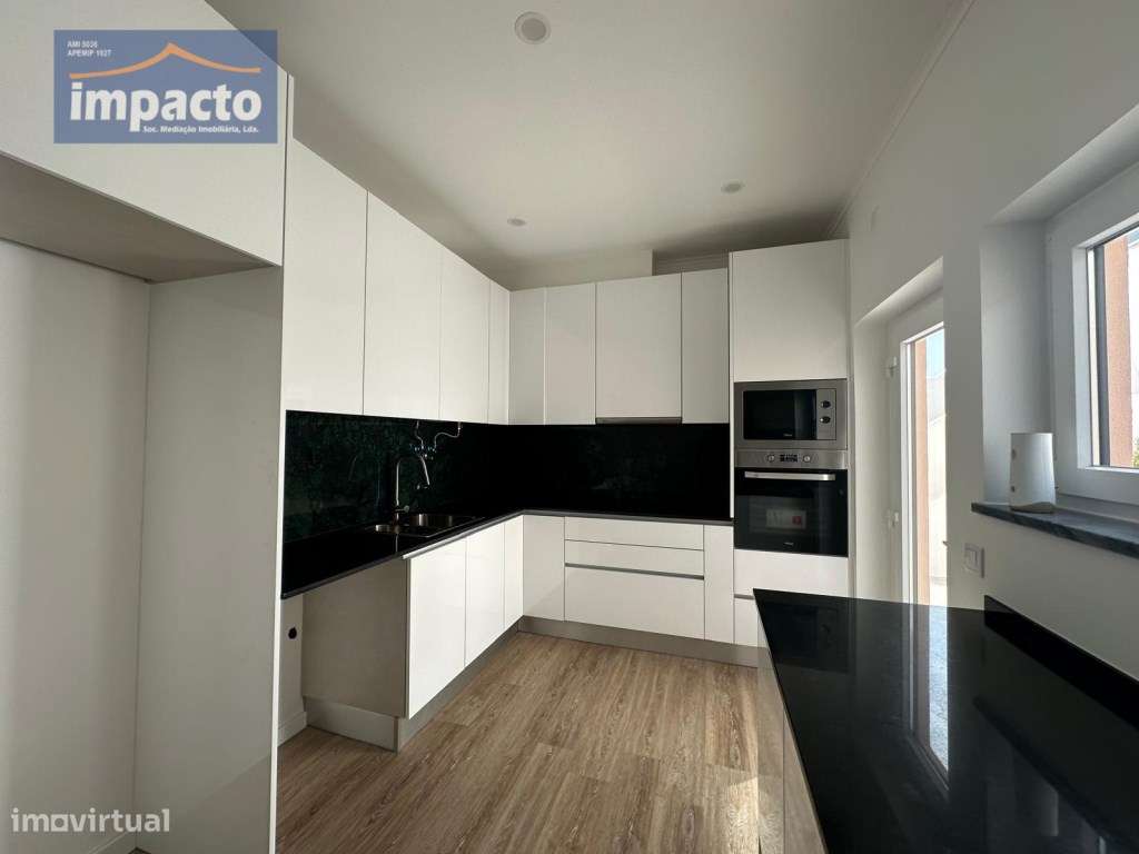 Moradia totalmente renovada, Ericeira - Grande imagem: 5/30