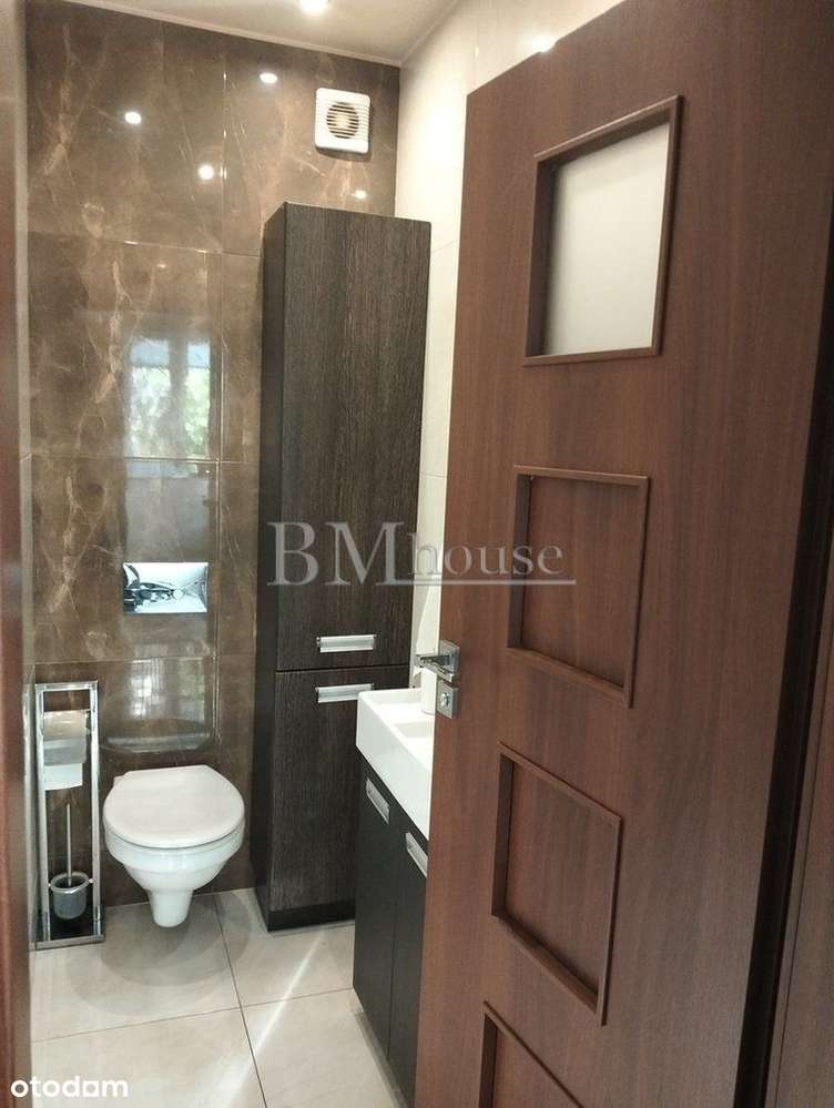 Dom z garażem, 6 pokoi i poddasze-16