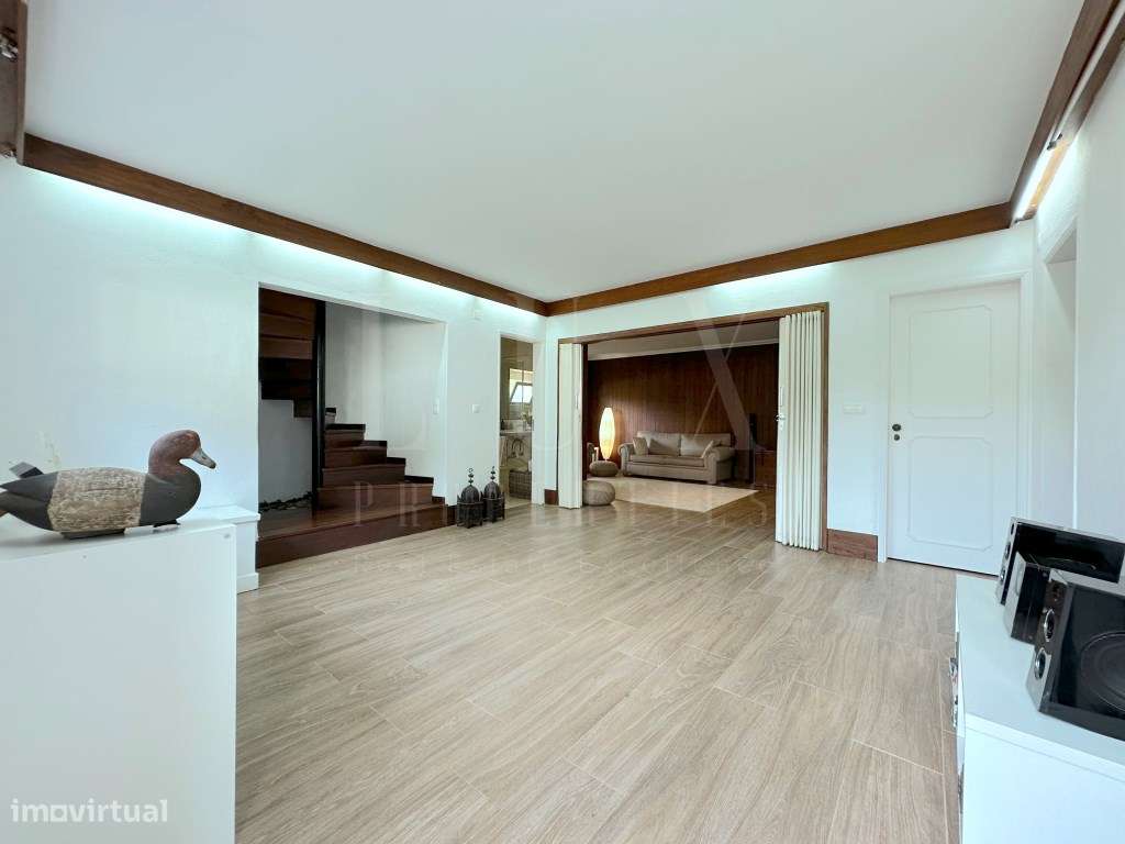 MORADIA DE CHARME EM LOCALIZAÇÃO NOBRE DE CASCAIS-31