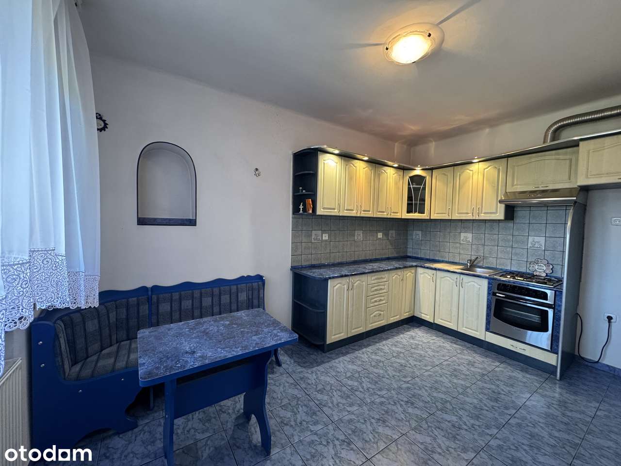 Grochowe - przestronny dom, zabudowania gospodarcze, działka 16 arów!-10