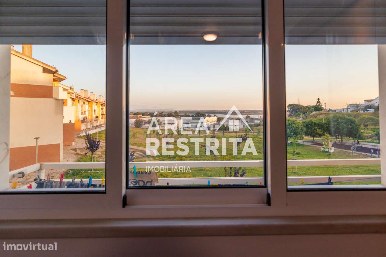 Apartamento T3 num Rc com vista Rio, em Alto do Seixalinho, Barreiro-36