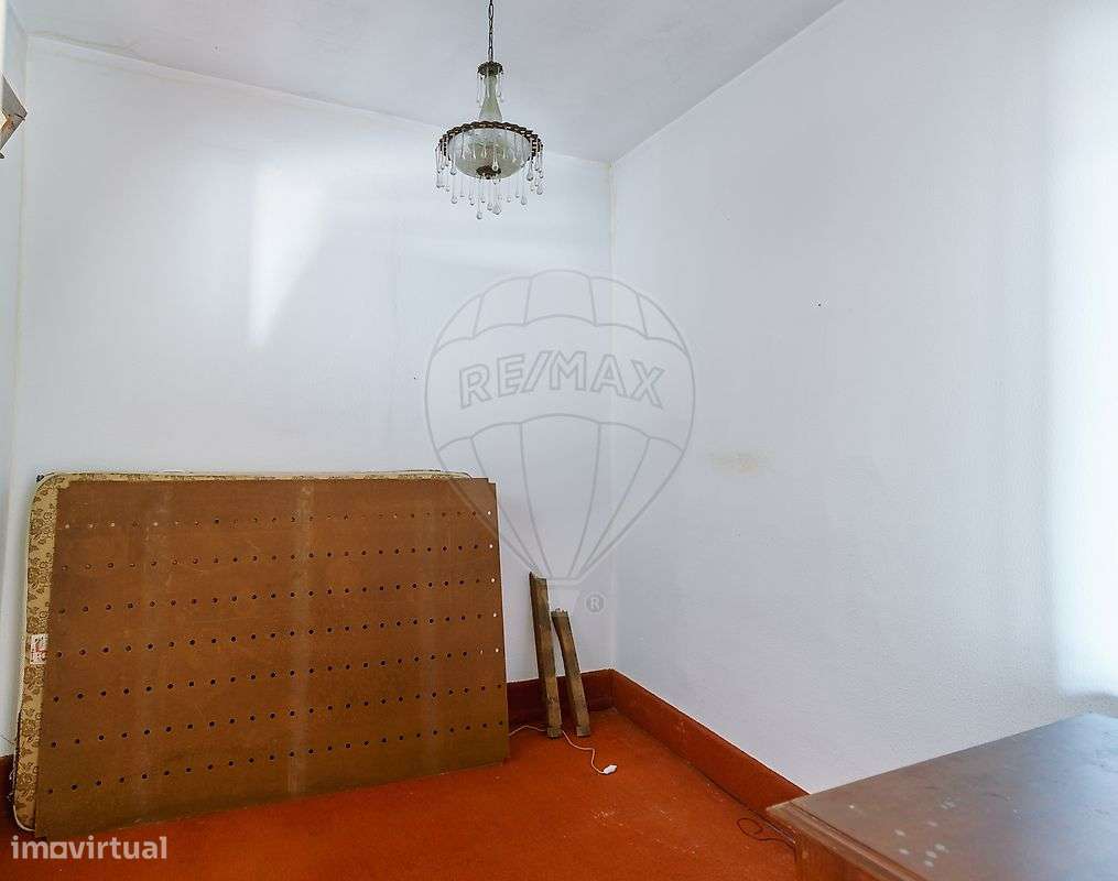 Moradia T8 para venda-7