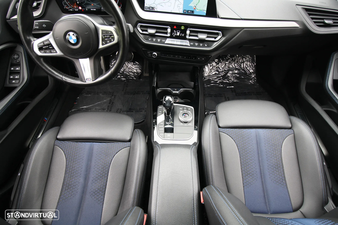 BMW 118 i Aut. M Sport - 21