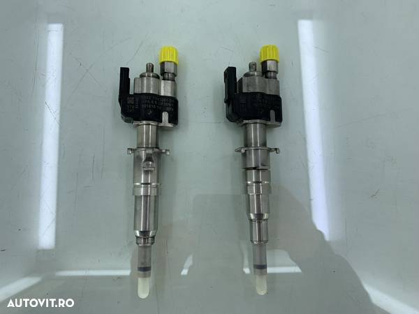 Injector BMW SERIA 7 F01  2008-2015  7585261 - 1