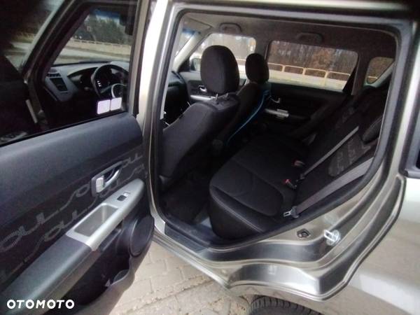 Kia Soul 1.6 CRDi L - 13