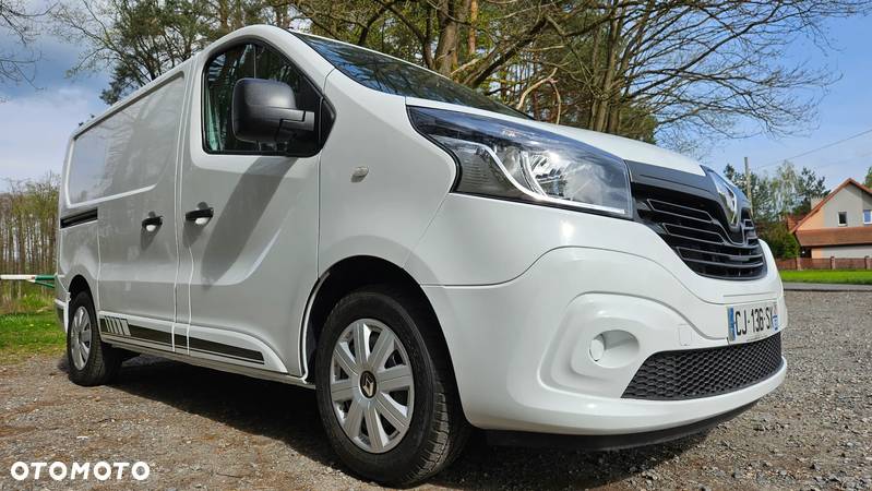 Renault Trafic - 16