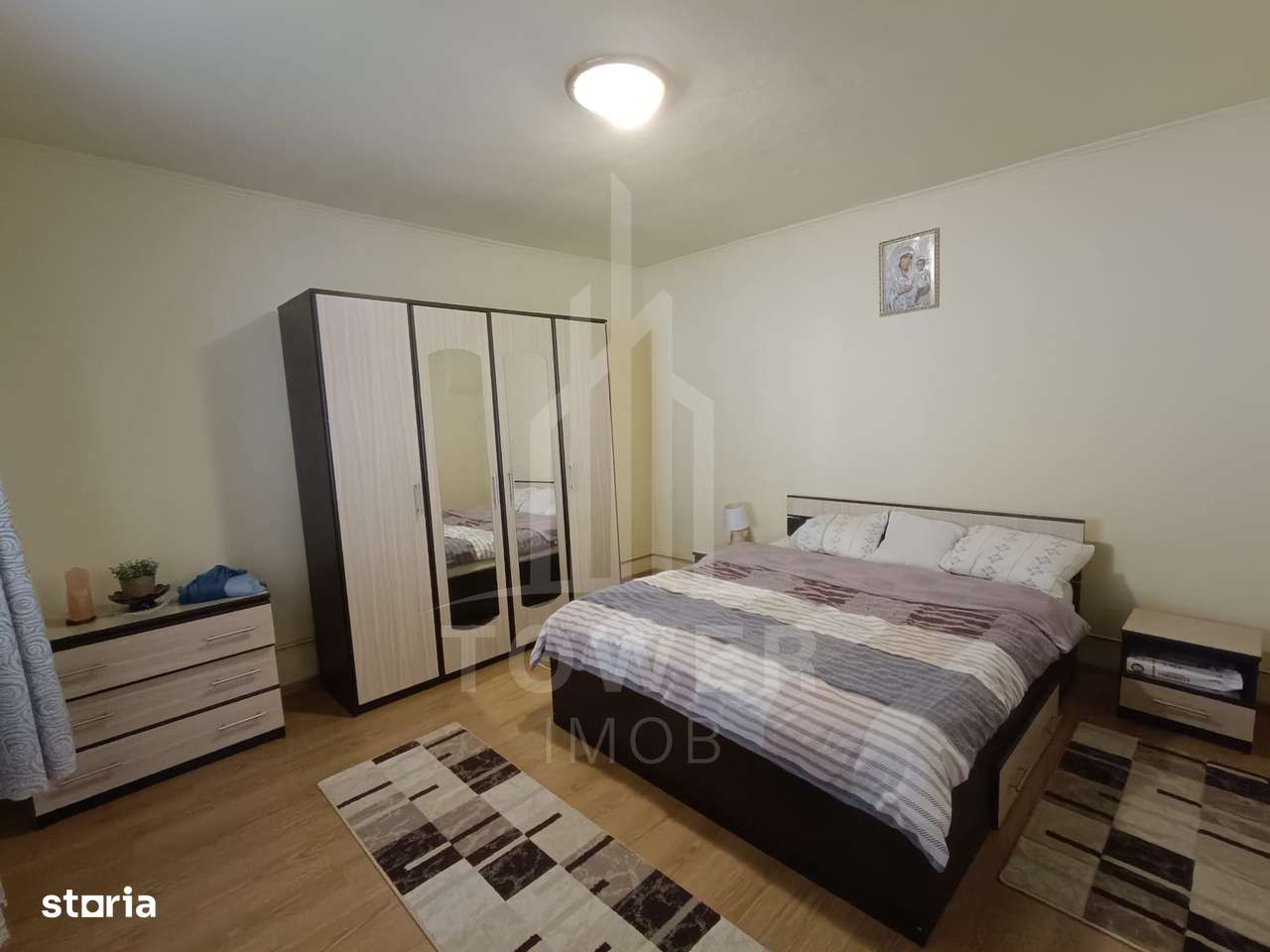 Casă de vânzare în satul Roșia cu vedere panoramică spre Munții Făgăra - Imagine principală: 5/20