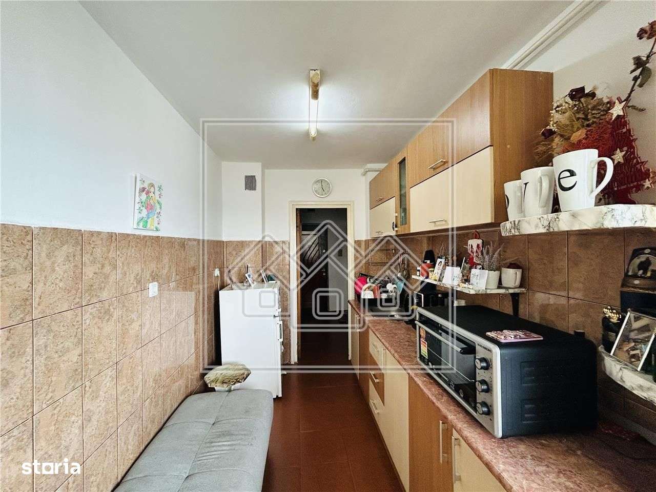 Ap cu 2 camere, balcon, etaj intermediar, Mihai Viteazu - Imagine principală: 4/14