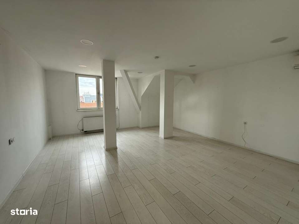 Inchiriere spatiu de birouri in ultracentral, 900 EUR - Imagine principală: 5/9