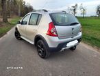 Dacia Sandero Stepway 1.6 - 3