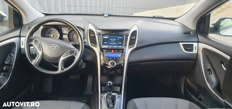 Hyundai I30 Kombi 1.6 CRDI DCT Premium - 5