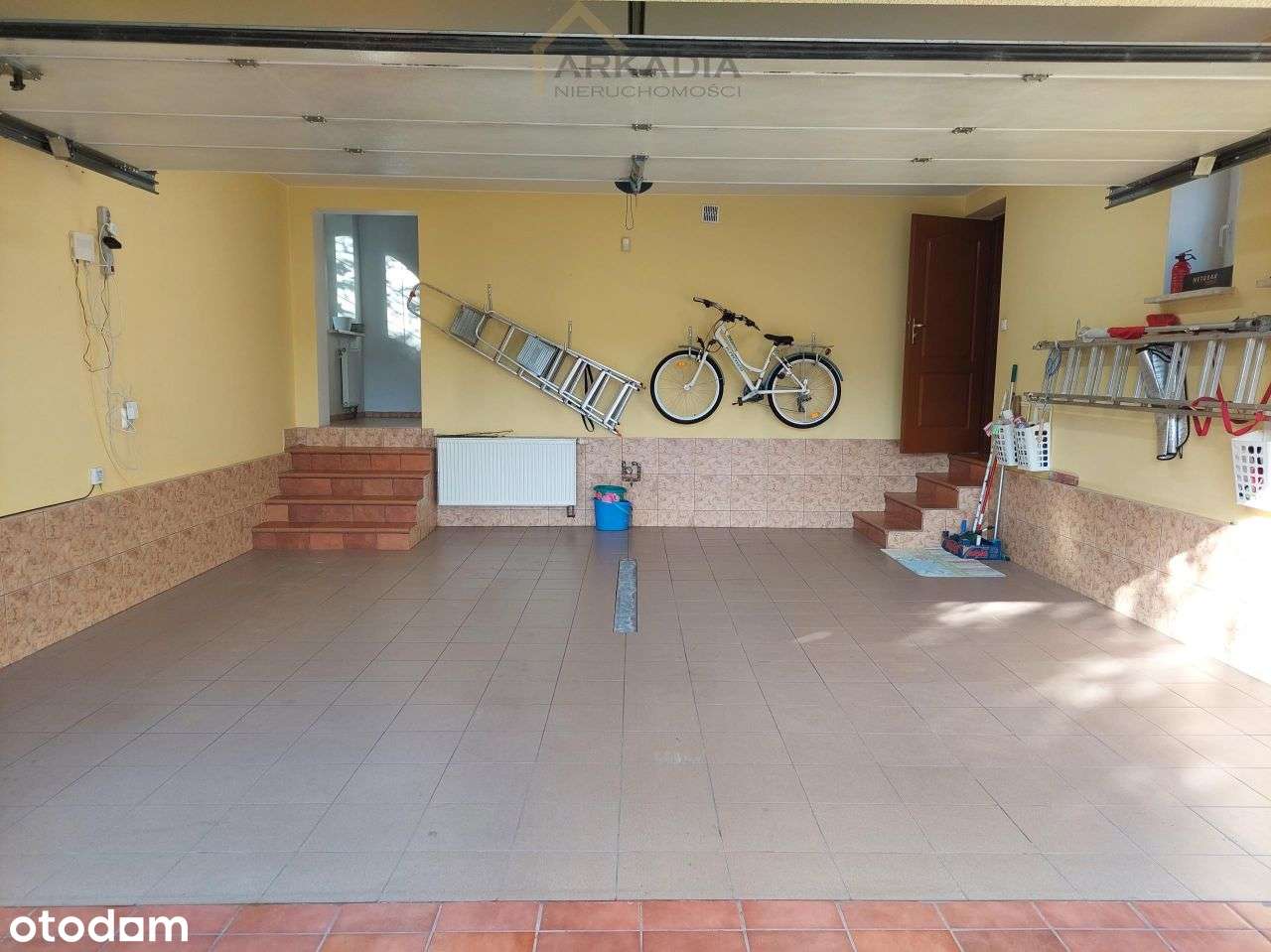 Elegancka podmiejska willa! z pompą ciepła!-10