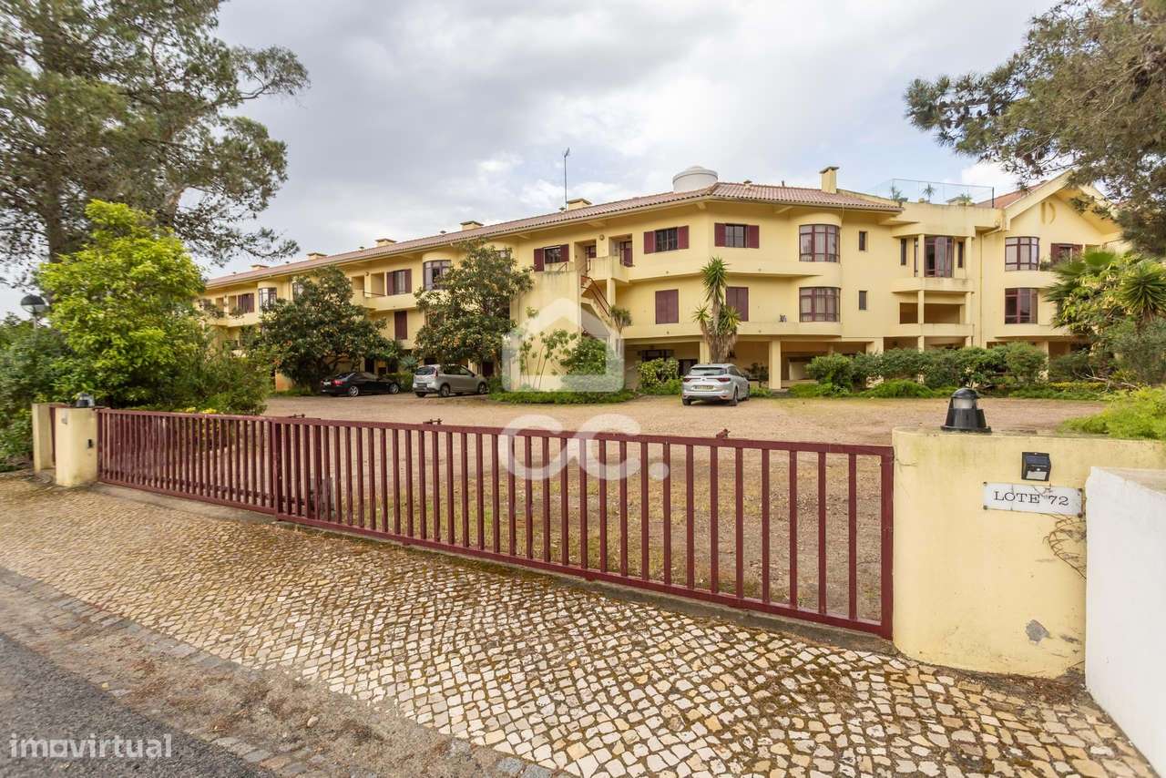 Fantástico T2 - Urb. SolTróia-48