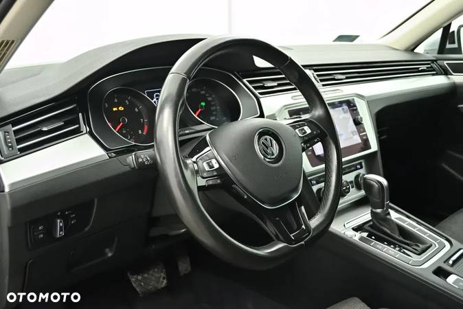 Volkswagen Passat Variant 1.8 TSI (BlueMotion Technology) DSG Comfortline - 4