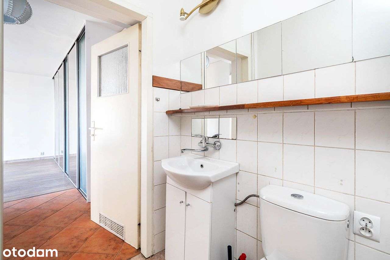 2 pok | przestronny układ | balkon | świetna lokal-15