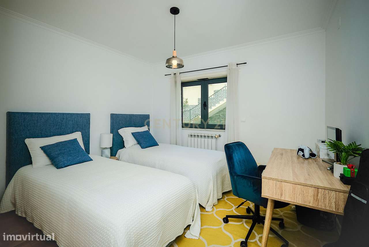 Apartamento T3 em Condomínio Privado no Estoril-14