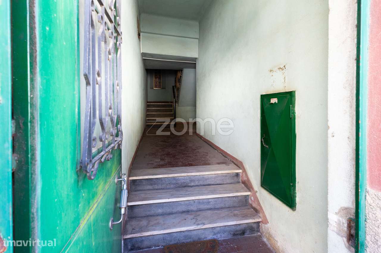 Prédio 4 Pisos |Loja|Garagens| Centro Arganil | Investimento-6