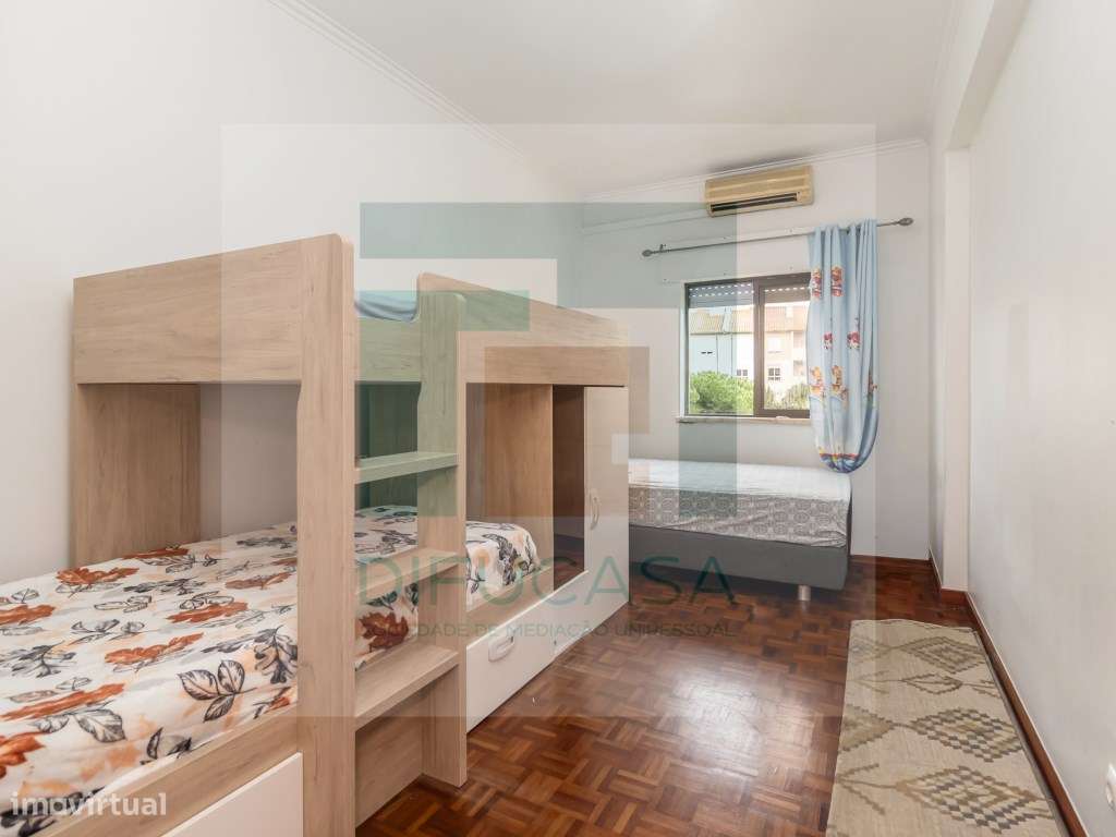 Apartamento T3 Central no Feijó-31