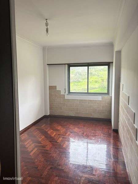 Alugo T1 em Massamá ( Condominio fechado) - Grande imagem: 5/12