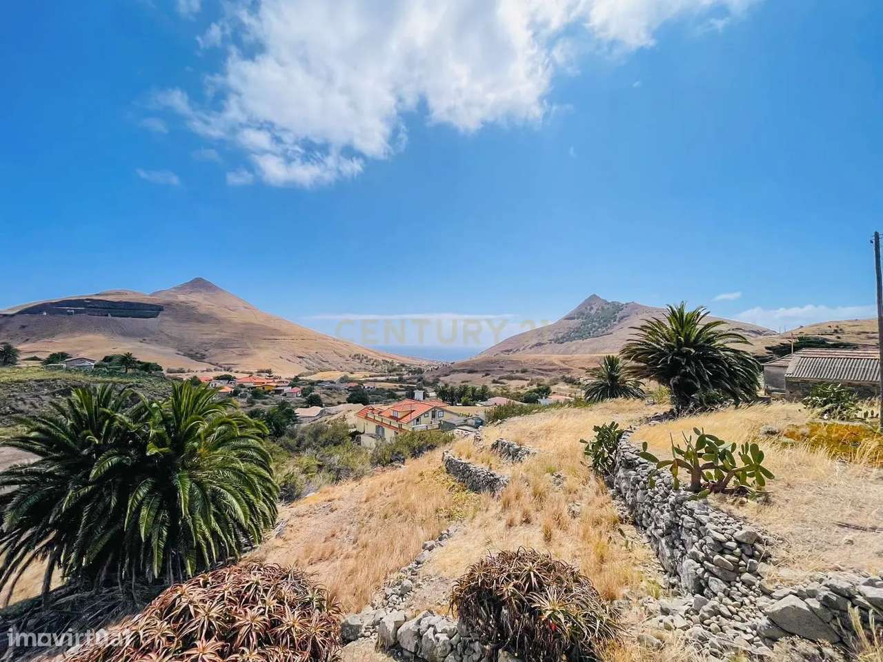 Casa para recuperar no Porto Santo com Vista Mar Panorâmica-13
