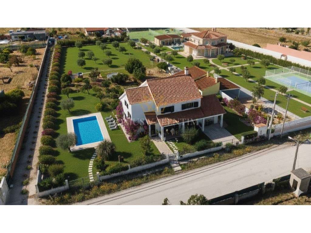 Quinta Bi-familiar em Azeitão - Grande imagem: 4/42