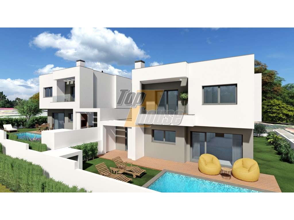 Moradia isolada V4 com piscina -Charneca de Caparica-6