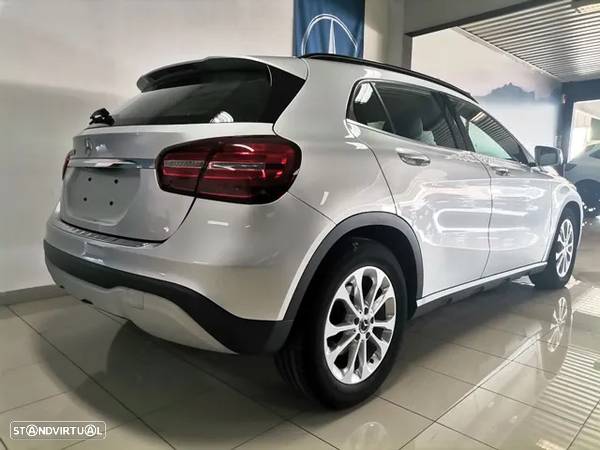 Mercedes-Benz GLA 180 Style Aut. - 3