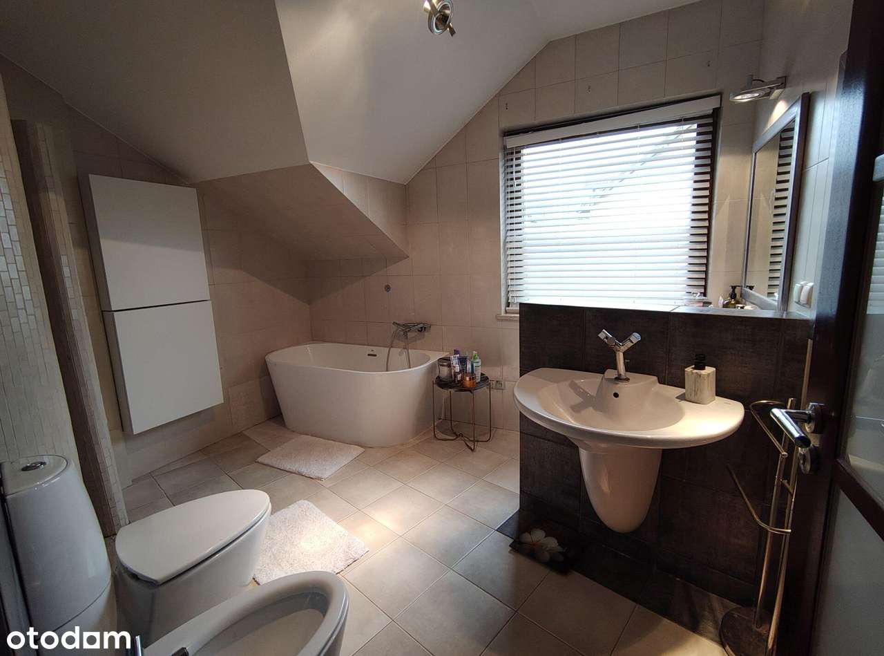 Szeregówka blisko centrum-13