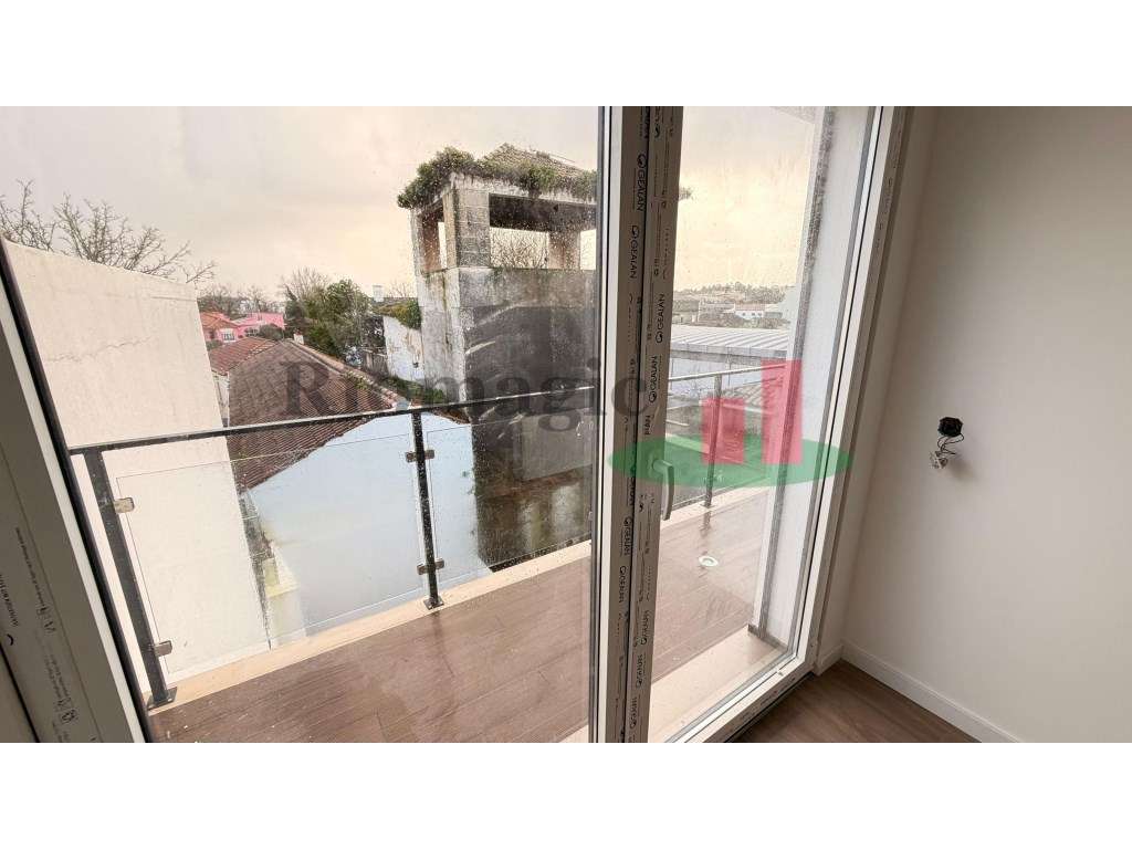 Apartamento T2 Rio Maior***RIOMAGIC***-14
