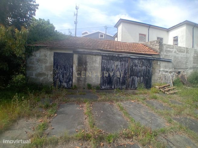 Propriedade junto ao Freixo-9