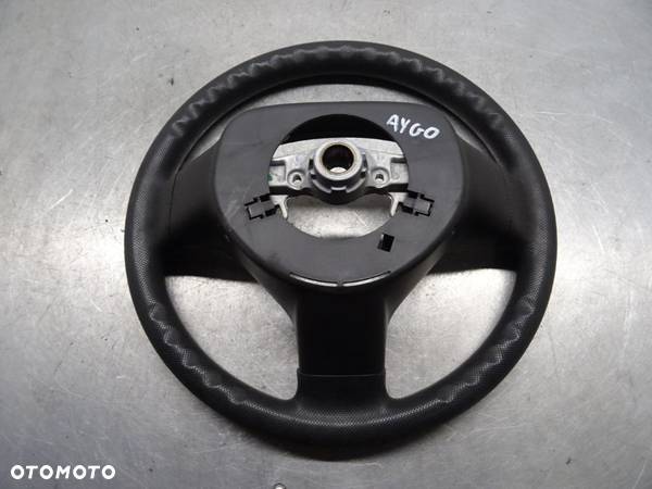 TOYOTA AYGO LIFT HB 3D 08-12 1.0B KIEROWNICA - 2