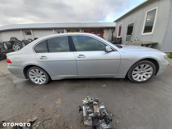 BMW 7 E65 MASKA POKRYWA SILNIKA 354/7 - 22