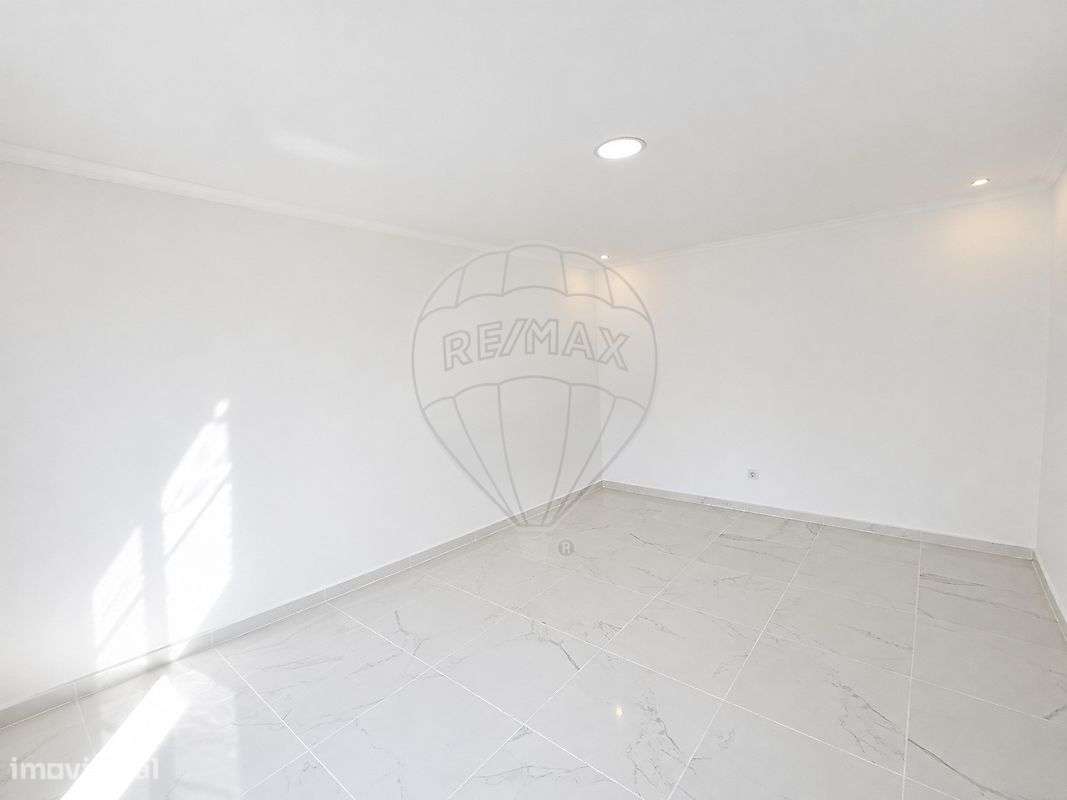 Moradia T1 para venda-12