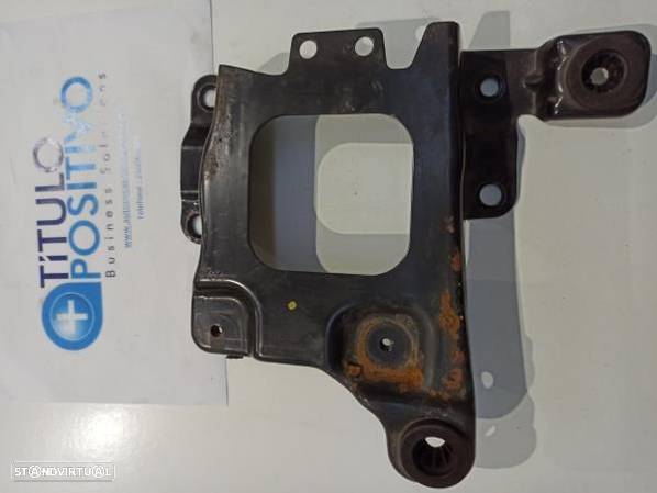 Suporte De Bateria Ford Focus Iii - 2