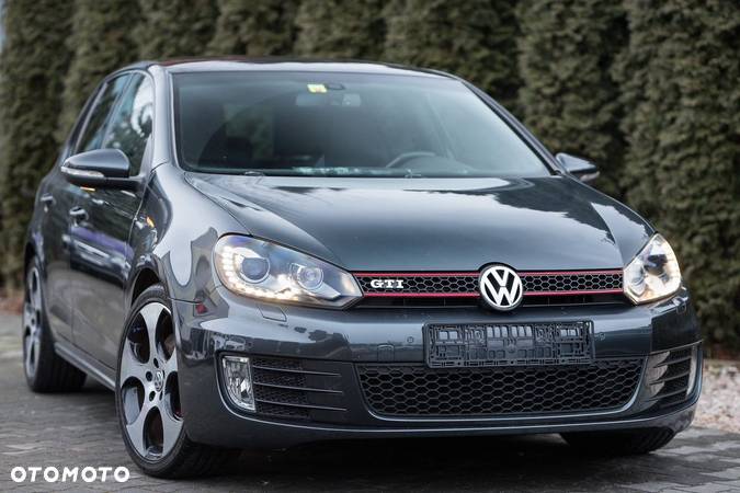 Volkswagen Golf VI 2.0 TSI GTI - 7