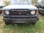 Grila fata Mitsubishi Pajero dezmembrez Pajero 2.8 1995 piese - 1