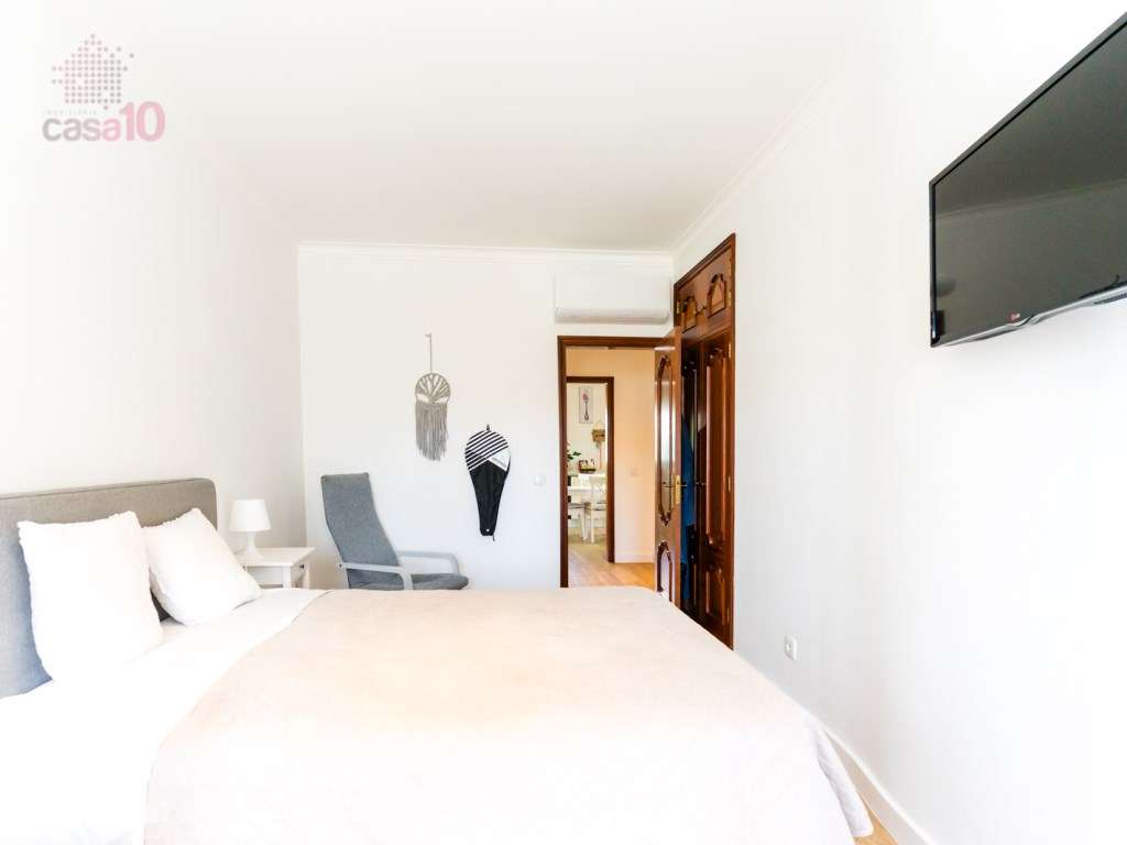 Moradia V5+1 renovada em zona de excelência em Alcochete-23