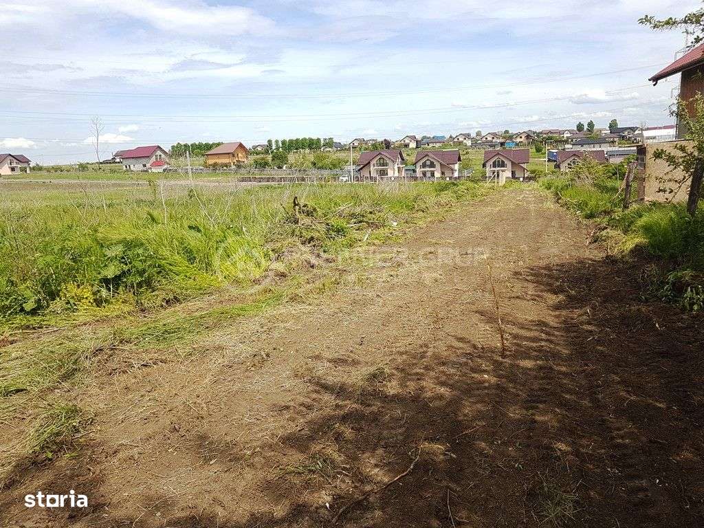 Teren intravilan, Miroslava, 560mp - Imagine principală: 2/5