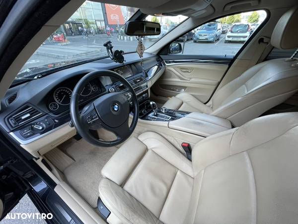BMW Seria 5 525d Aut. - 11