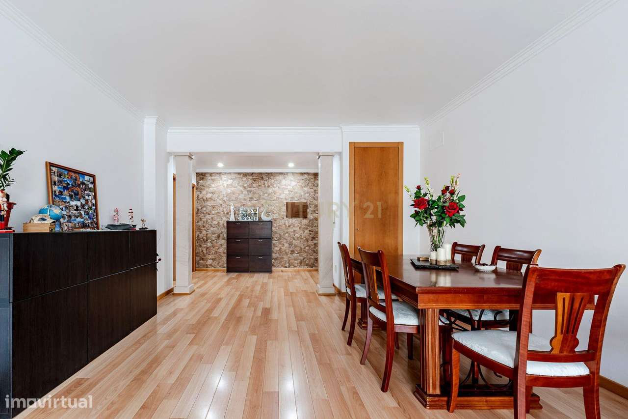 Apartamento T3 com excelente exposição solar-7