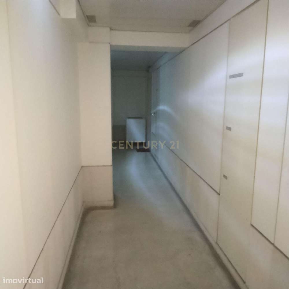 Arrendamento T1 Mobilado com garagem no Beato, Lisboa - Grande imagem: 4/16