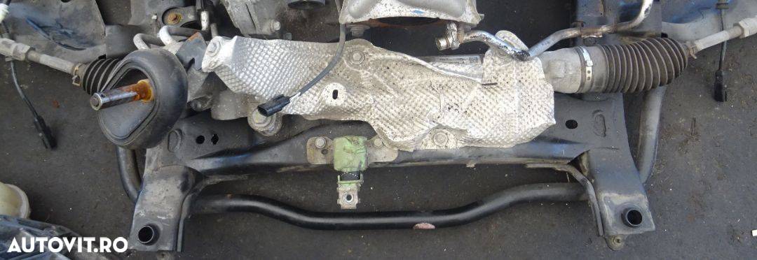 Jug motor Dacia Logan MCV 0.9 TCE 90 CP H4B din 2013 - 1