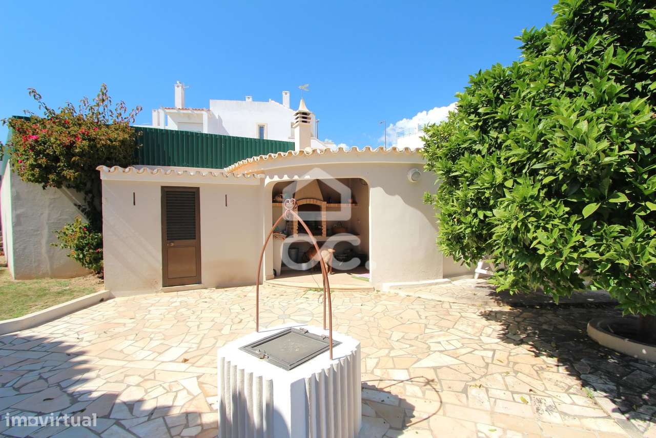 Moradia T4 em Alporchinhos - Porches com Piscina e Vista Mar a 2 minut-19