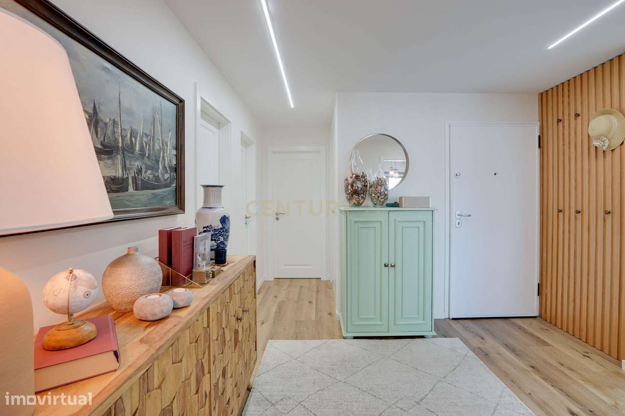 Apartamento T3 na Praça da Concórdia, Montijo-5