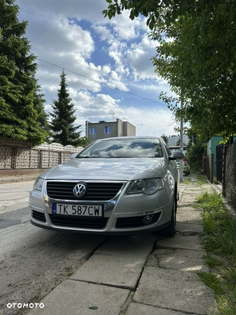 Volkswagen Passat 2.0 Blue TDI DPF DSG Sportline - 2