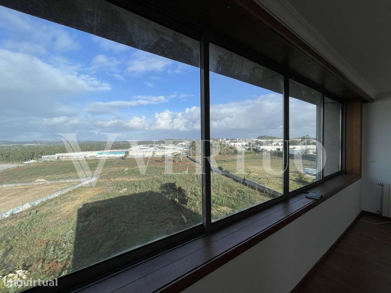 T4 em Moreira da Maia | 159 m² | 2 Garagens | Venda Judicial-21