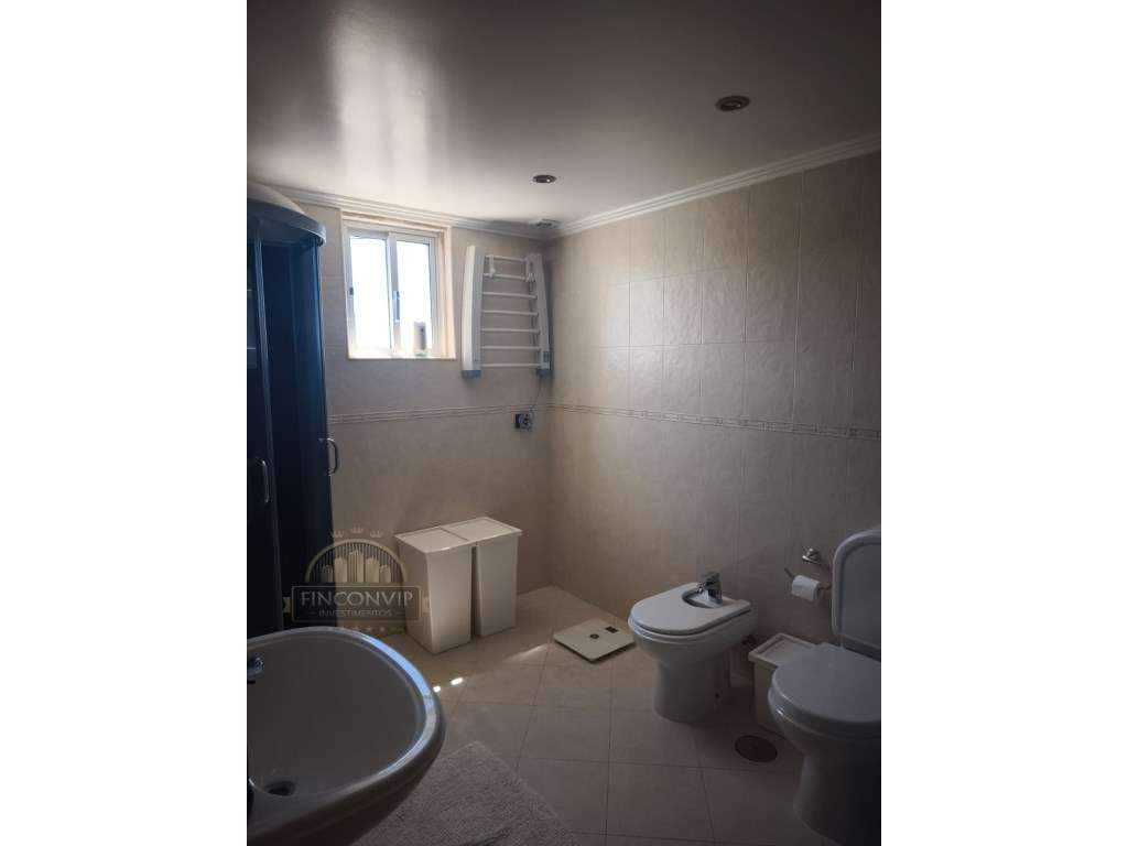 Imóvel de Excelência em Fernão Ferro-20