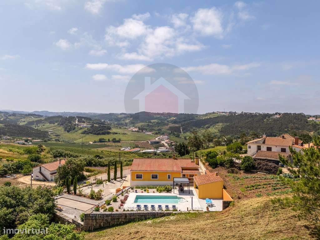 Moradia T3 com Piscina e Terreno em Osseira - Carvalhal Benfeito-32