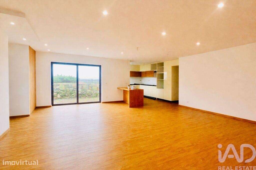 Moradia térrea T2 em Areosa de 140 m2 - Grande imagem: 4/16