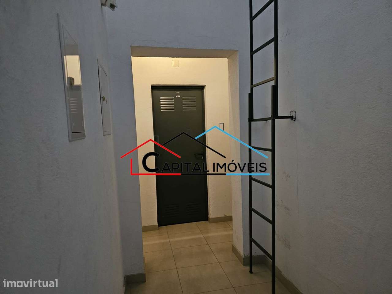 Apartamento T3 com suíte, varandas, garagem e arrecadação-39